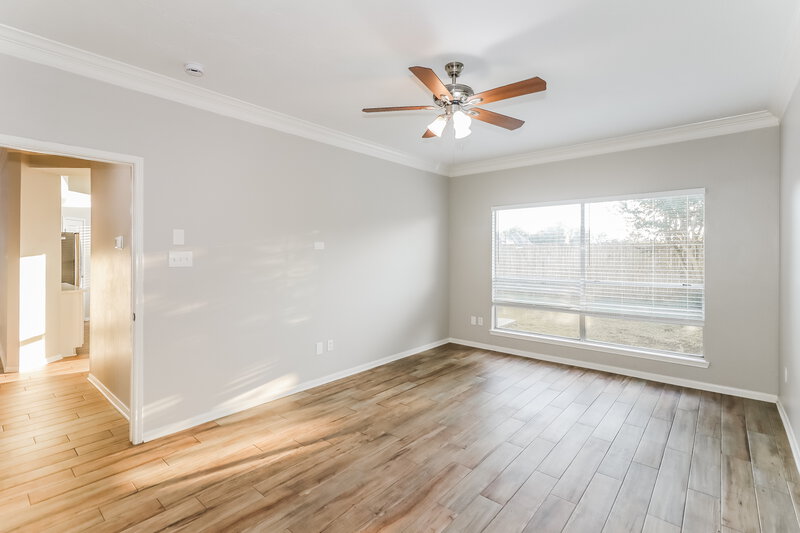 2,615/Mo, 8027 Oceanside Dr Houston, TX 77095 Main Bedroom View