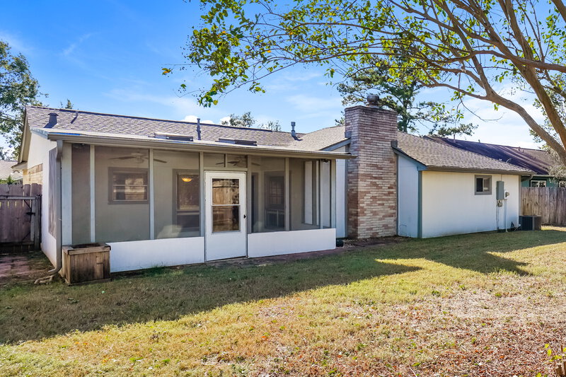 1,740/Mo, 18014 Glenledi Dr Houston, TX 77084 Rear View 2