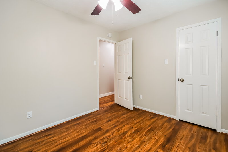 2,230/Mo, 4405 Spoonbill Dr Seabrook, TX 77586 Bedroom View 2