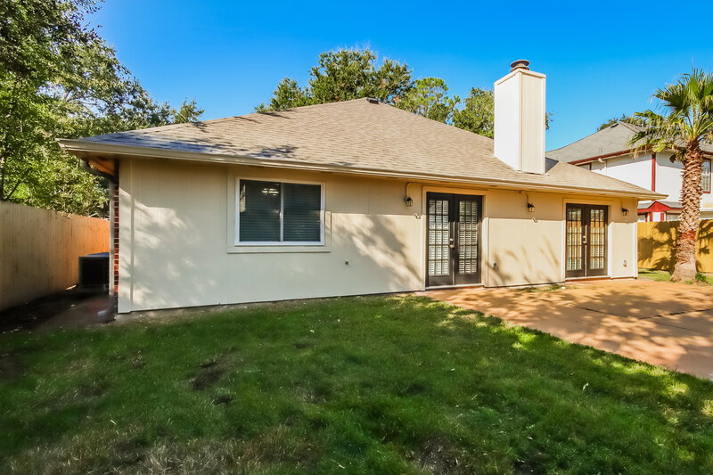 2,230/Mo, 4405 Spoonbill Dr Seabrook, TX 77586 Rear View