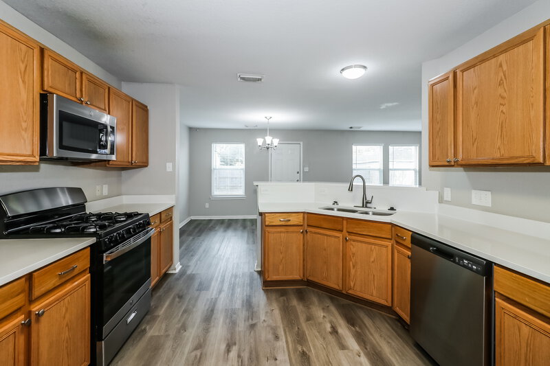 1,970/Mo, 12915 Cloverwalk Ln Houston, TX 77072 Kitchen View 2