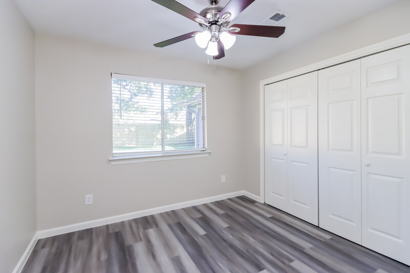 1,835/Mo, 1207 Lynn Ln Humble, TX 77338 Bedroom View 3