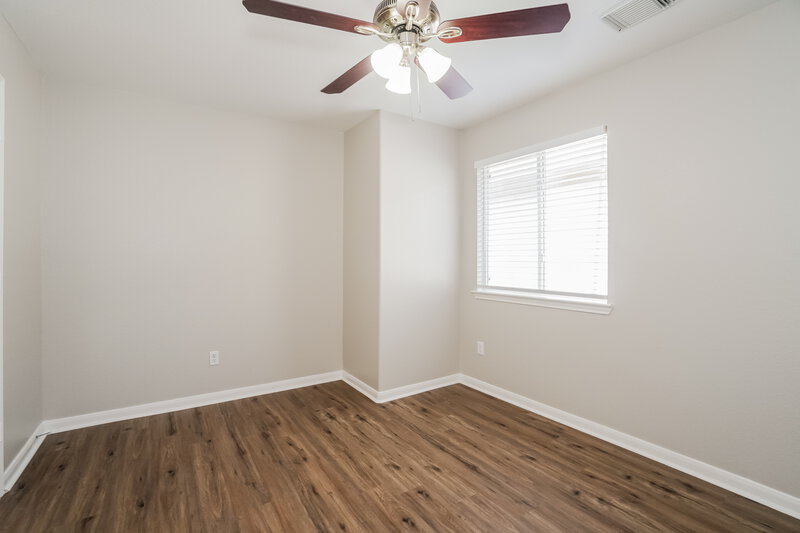 2,215/Mo, 21314 Bella Dulce Ct Spring, TX 77379 Bedroom View 2