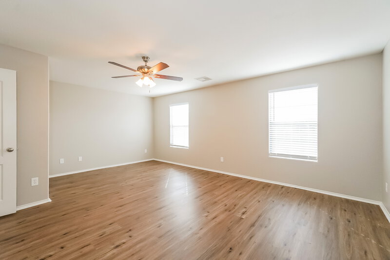 1,885/Mo, 839 Wild Cotton Rd Rosenberg, TX 77471 Main Bedroom View 2