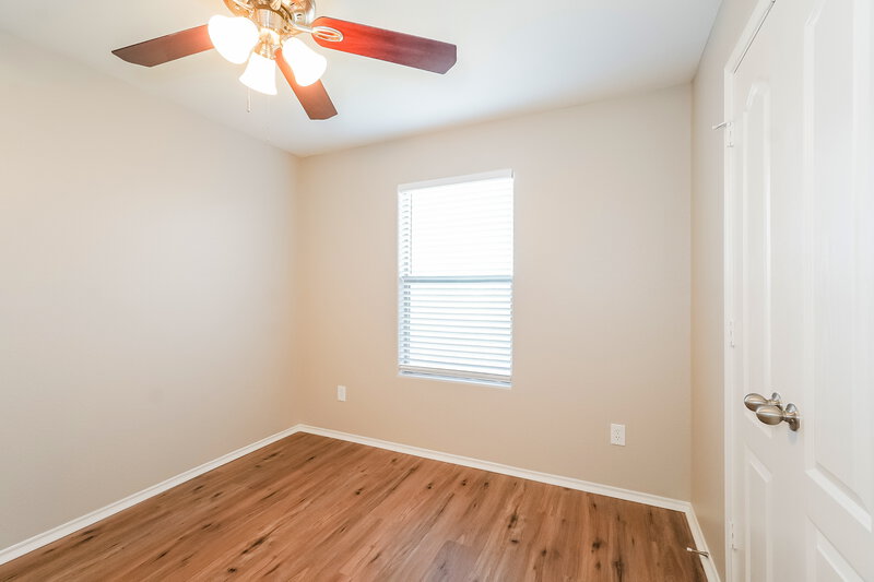1,885/Mo, 839 Wild Cotton Rd Rosenberg, TX 77471 Bedroom View 3