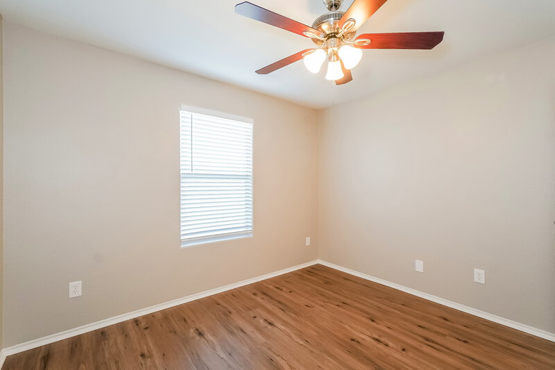 1,885/Mo, 839 Wild Cotton Rd Rosenberg, TX 77471 Bedroom View 4