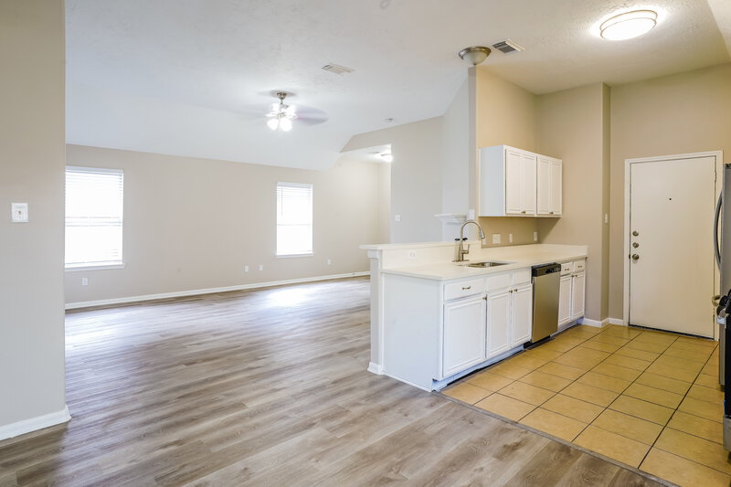 2,530/Mo, 6614 Windy River Ln Katy, TX 77449 Kitchen View 2