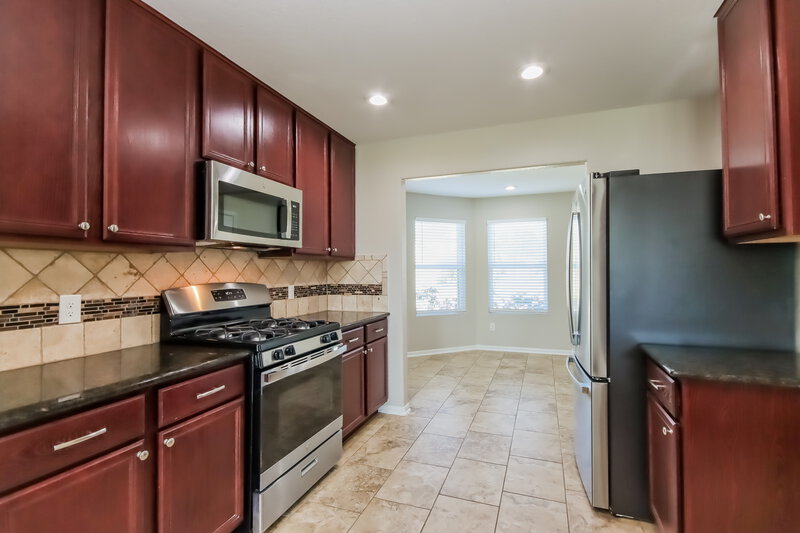 1,985/Mo, 9958 Chimney Swift Ln Conroe, TX 77385 Kitchen View