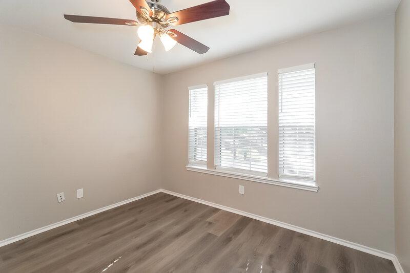 2,145/Mo, 15902 Mission Glen Dr Houston, TX 77083 Bedroom View 2