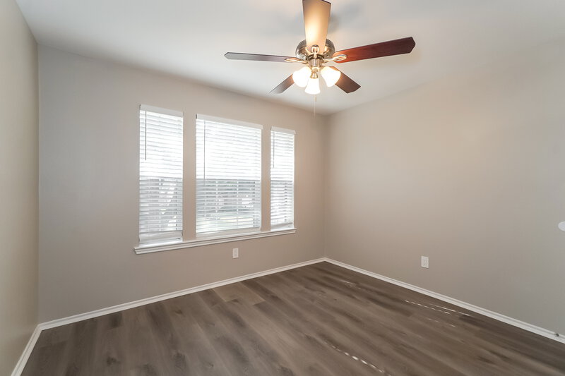 2,145/Mo, 15902 Mission Glen Dr Houston, TX 77083 Bedroom View 3