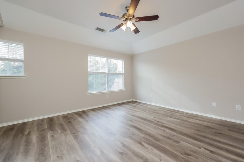 1,580/Mo, 1403 Natural Pine Trl Conroe, TX 77301 Main Bedroom View