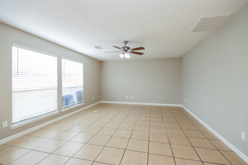 2,295/Mo, 29007 Fox Fountain Ln Spring, TX 77386 Living Room View