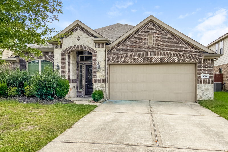 2,150/Mo, 4314 Juniper Bay Ln Baytown, TX 77521 External View