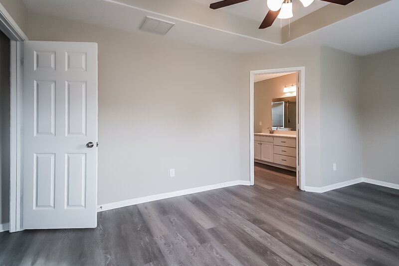 1,905/Mo, 5226 El Tigre Ln Baytown, TX 77521 Main Bedroom View