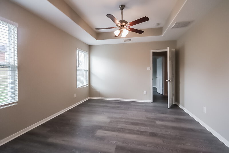 1,905/Mo, 5226 El Tigre Ln Baytown, TX 77521 Main Bedroom View 2