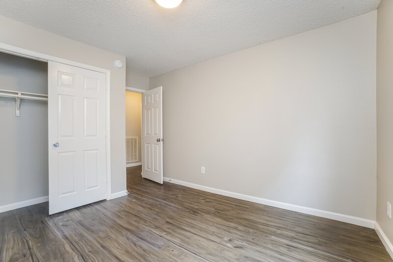 1,870/Mo, 1638 Rushworth Dr Houston, TX 77014 Bedroom View