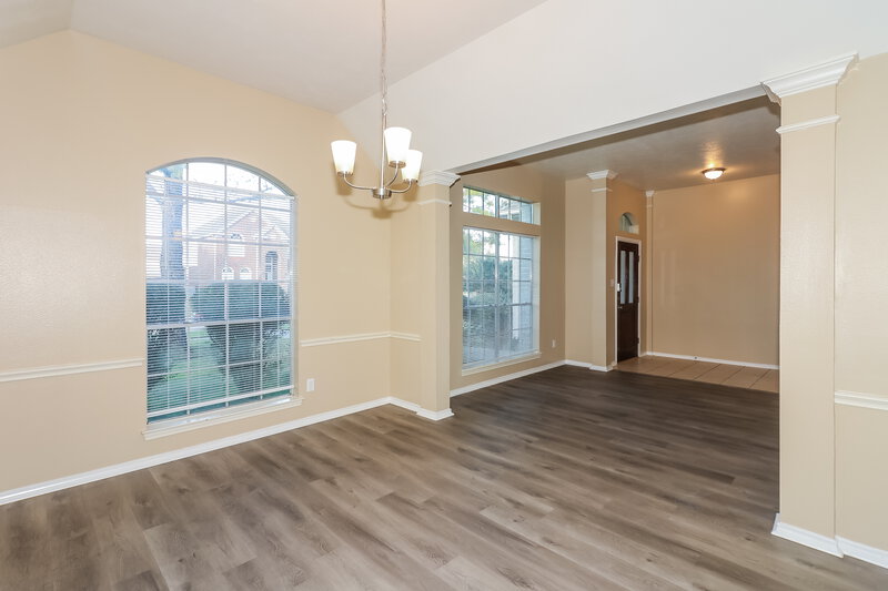 2,285/Mo, 2331 Hyland Park Houston, TX 77014 Misc View 2