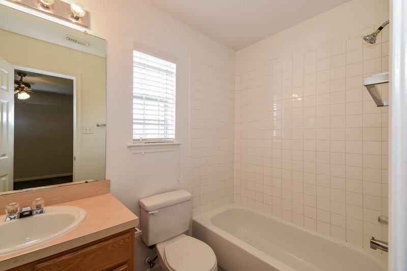 1,590/Mo, 2130 Whittier Dr Houston, TX 77032 Misc View 10