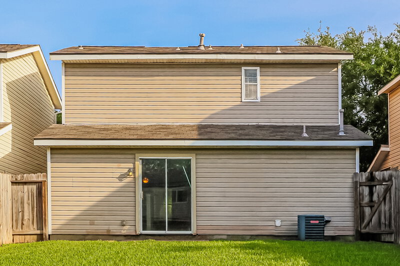1,695/Mo, 2130 Whittier Dr Houston, TX 77032 Rear View
