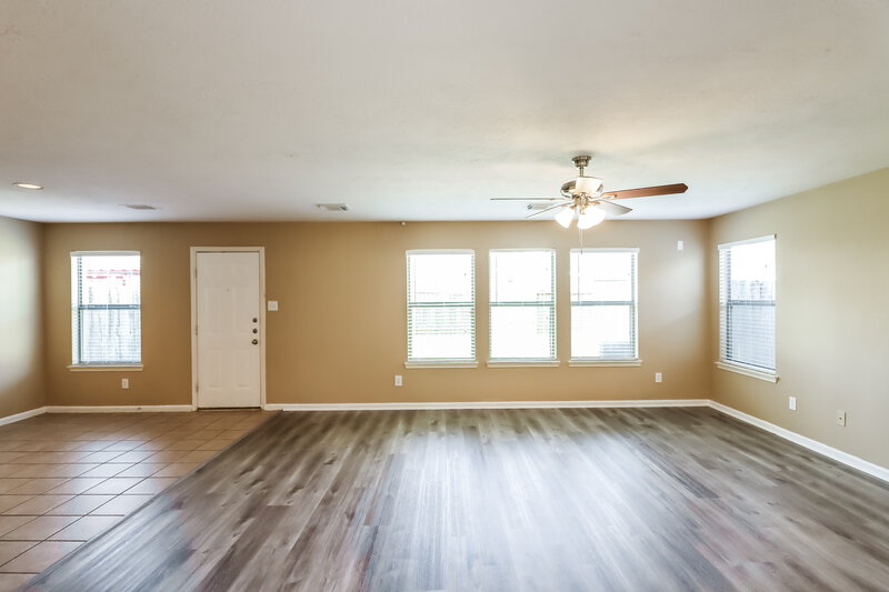 2,150/Mo, 12011 Bach Orchard Trail Houston, TX 77038 Living Room View 2