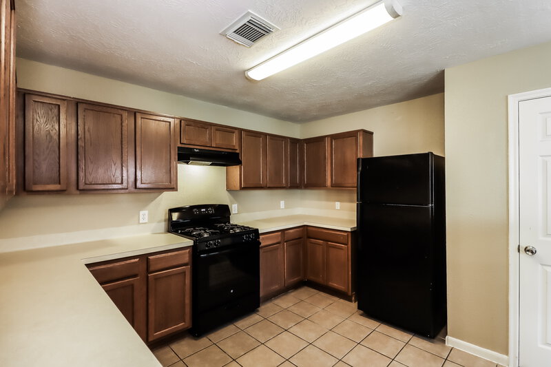 2,150/Mo, 12011 Bach Orchard Trail Houston, TX 77038 Kitchen View 2
