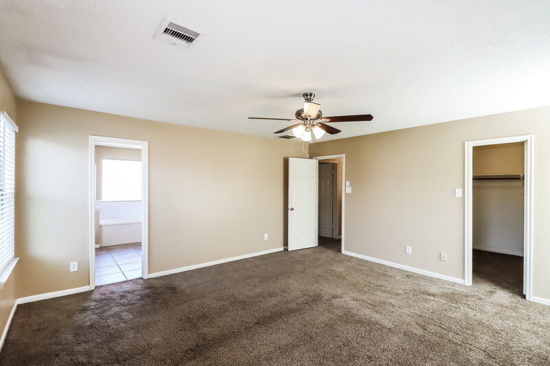 2,150/Mo, 12011 Bach Orchard Trail Houston, TX 77038 Main Bedroom View