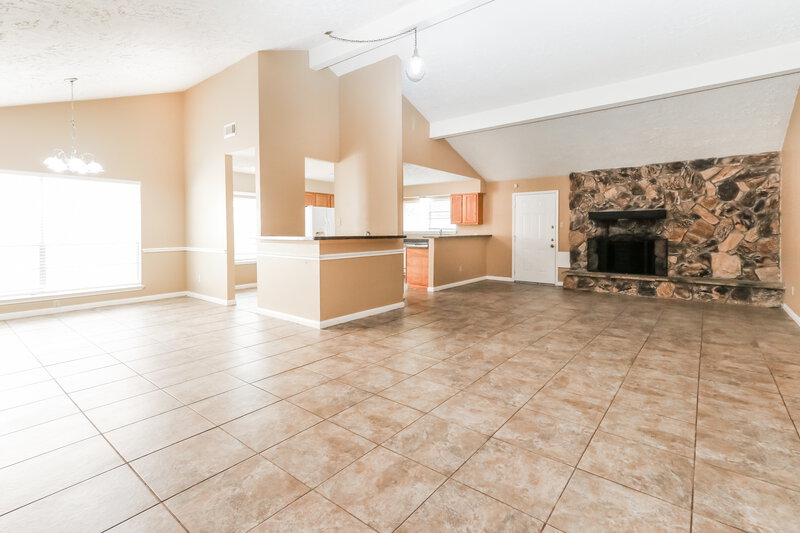 2,700/Mo, 14810 Wind Free Dr Houston, TX 77040 Living Room View 2