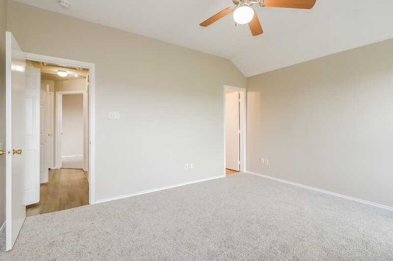 1,630/Mo, 12531 Roxdale Ridge Dr Houston, TX 77044 Main Bedroom View 2