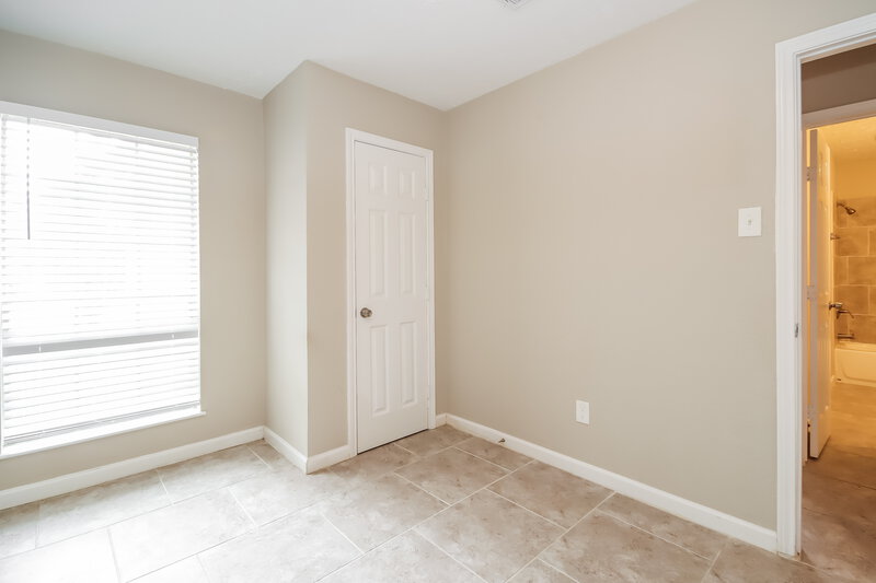 1,570/Mo, 11911 Greenglen Dr Houston, TX 77044 Bedroom View 2