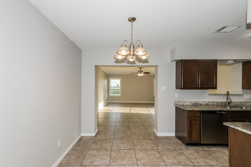 1,635/Mo, 11955 Drummond Park Dr Houston, TX 77044 Dining Room View