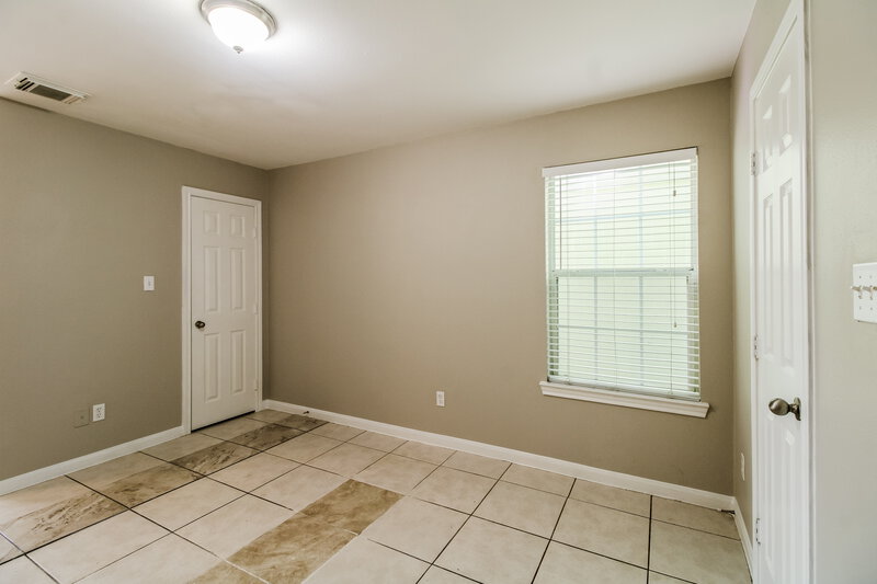 1,630/Mo, 4935 S Cancun Dr Houston, TX 77045 Misc View 2