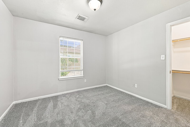 1,665/Mo, 4939 S Cancun Dr Houston, TX 77045 Bedroom View