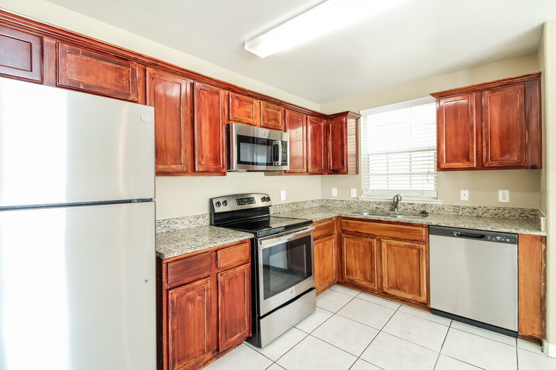 1,575/Mo, 4935 N Cancun Dr Houston, TX 77045 Kitchen View