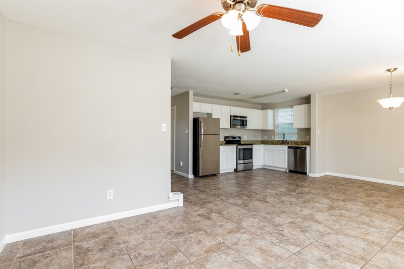 1,845/Mo, 4963 N Cancun Dr Houston, TX 77045 Living Room View