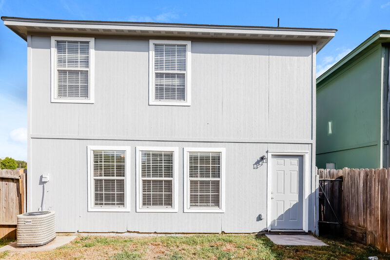 1,845/Mo, 4963 N Cancun Dr Houston, TX 77045 Rear View 2