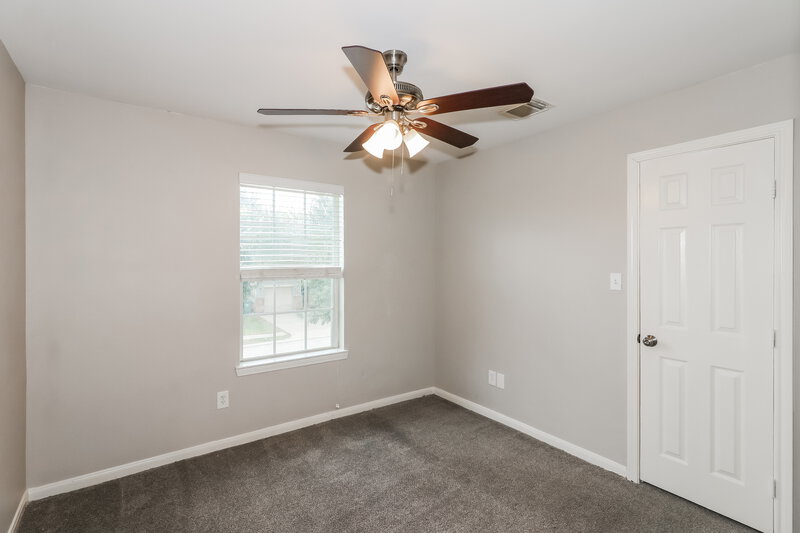 1,600/Mo, 4923 N Cancun Dr Houston, TX 77045 Bedroom View 2