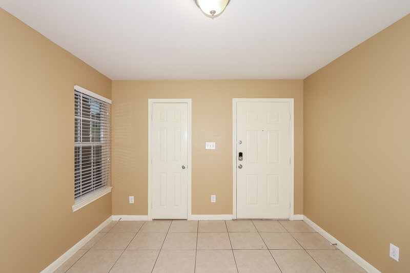 1,760/Mo, 4918 N Cancun Dr Houston, TX 77045 Family Room View