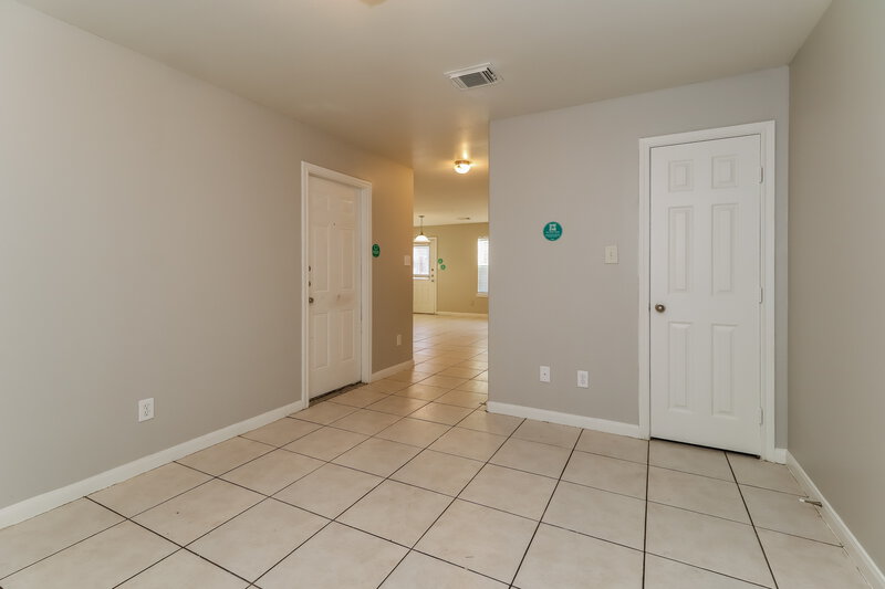 0/Mo, 4939 N Cancun Dr Houston, TX 77045 Misc View 7