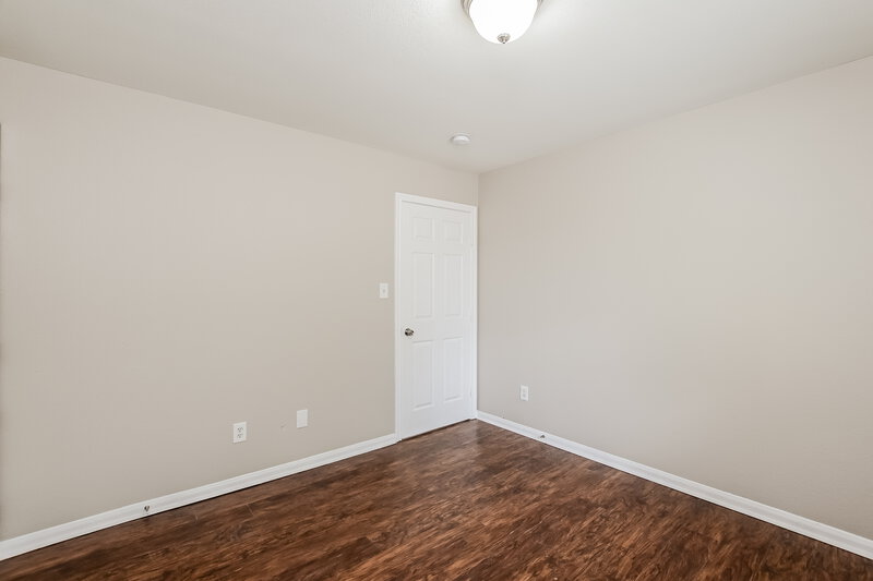 1,765/Mo, 4902 S Cancun Dr Houston, TX 77045 Bedroom View 5