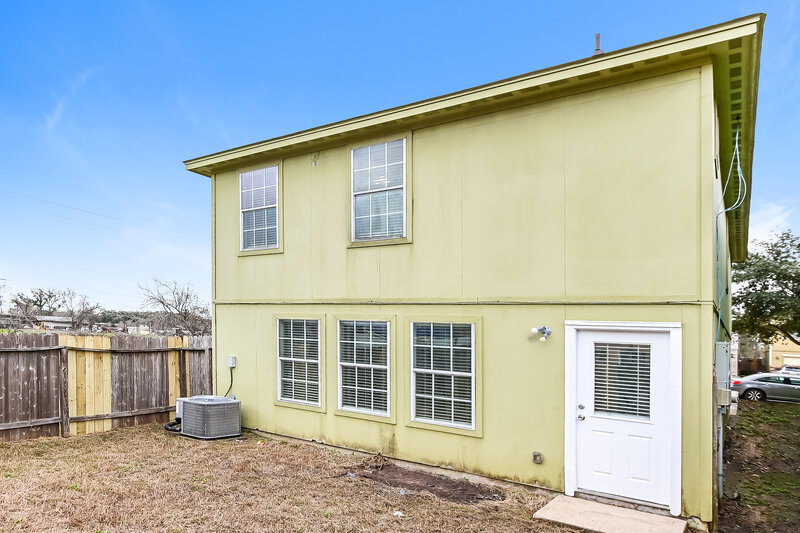 1,765/Mo, 4902 S Cancun Dr Houston, TX 77045 Rear View