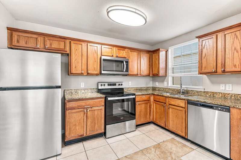 1,640/Mo, 4951 S Cancun Dr Houston, TX 77045 Kitchen View