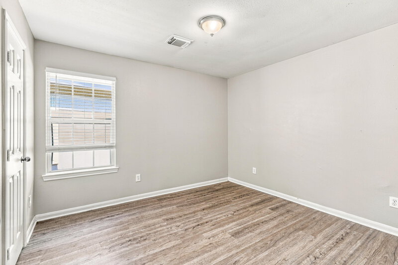 1,640/Mo, 4951 S Cancun Dr Houston, TX 77045 Bedroom View