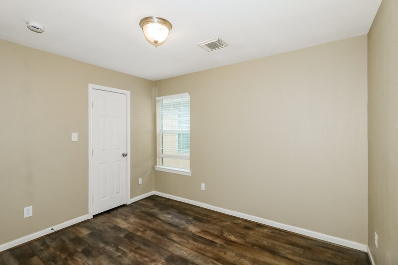 1,755/Mo, 4959 S Cancun Dr Houston, TX 77045 Bedroom View 4