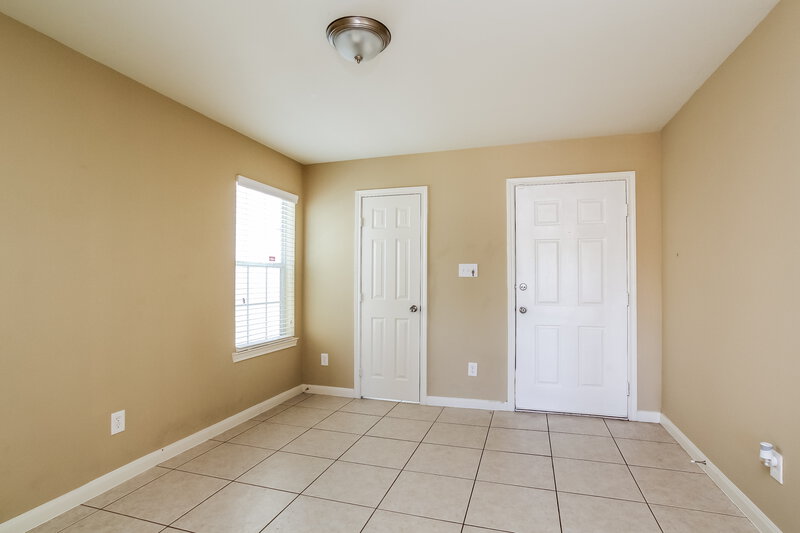 1,860/Mo, 4958 N Cancun Dr Houston, TX 77045 Bedroom View 7