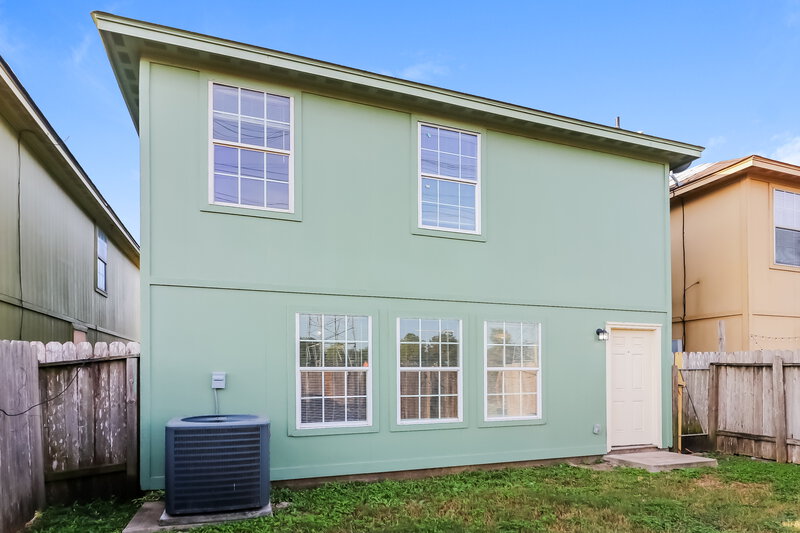 1,525/Mo, 4906 S Cancun Dr Houston, TX 77045 Misc View 14