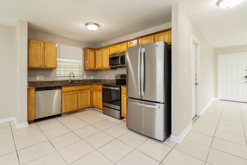 1,775/Mo, 4903 S Cancun Dr Houston, TX 77045 Kitchen View