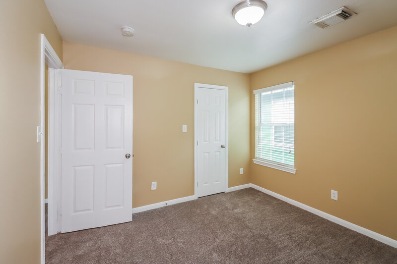 1,725/Mo, 4962 N Cancun Dr Houston, TX 77045 Bedroom View 2