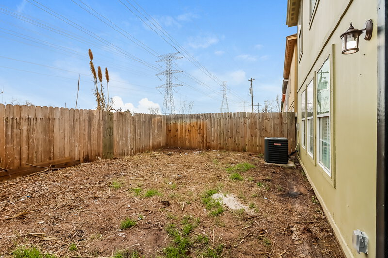 1,725/Mo, 4962 N Cancun Dr Houston, TX 77045 Rear View