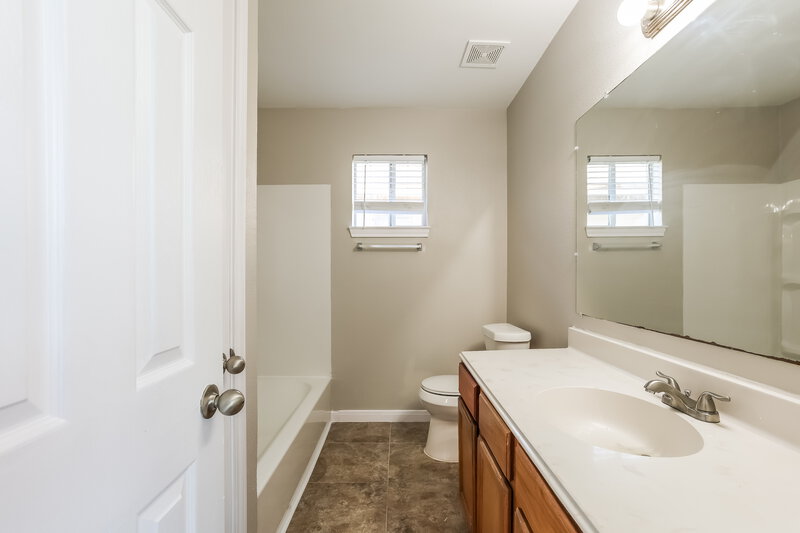 1,580/Mo, 4958 S Cancun Dr Houston, TX 77045 Misc View 8
