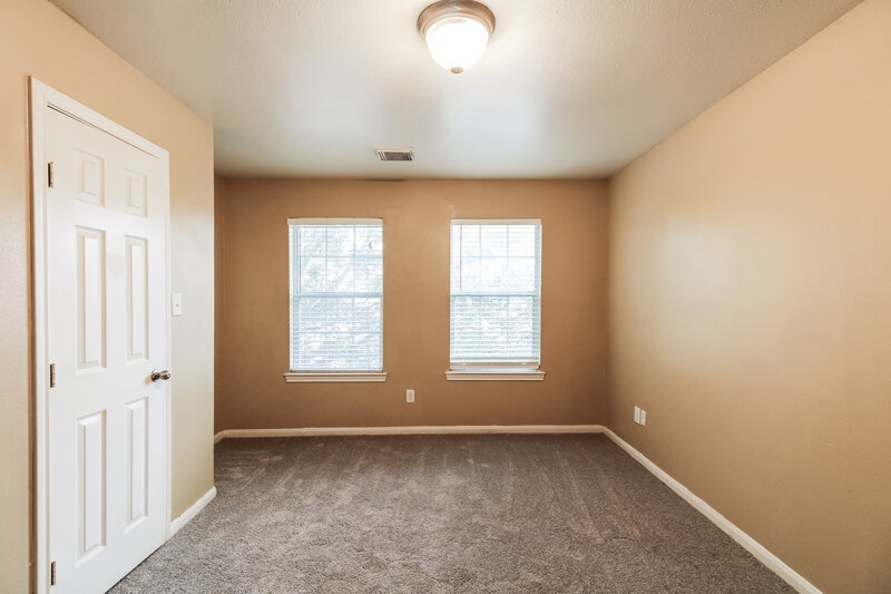 1,620/Mo, 4963 S Cancun Dr Houston, TX 77045 Bedroom View